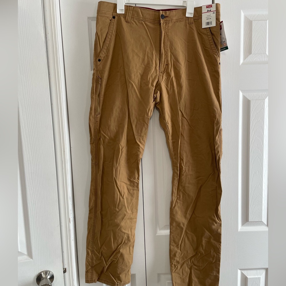 Wrangler Khaki Rugged Utility 38x34 NWT